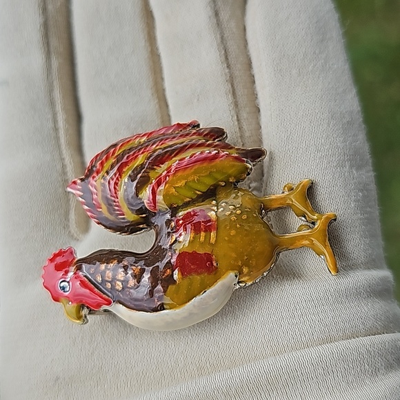 Rooster Brooch - Picture 12 of 14